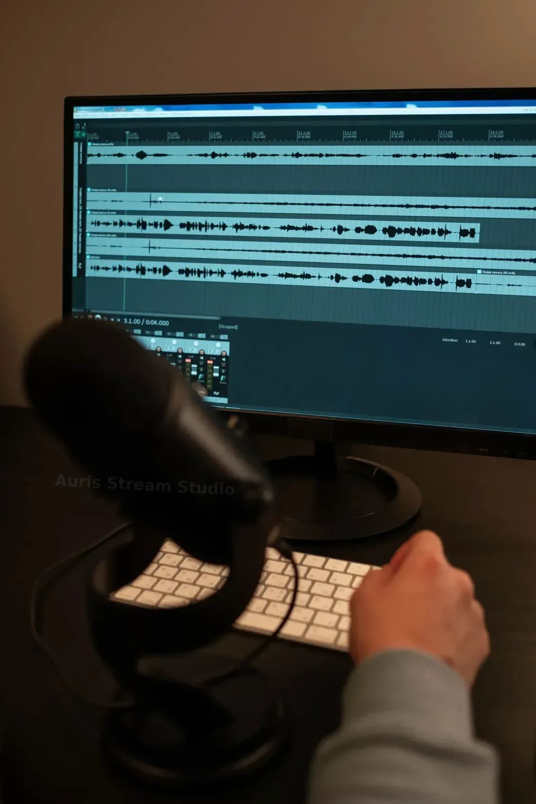 Auris Stream Studio 14